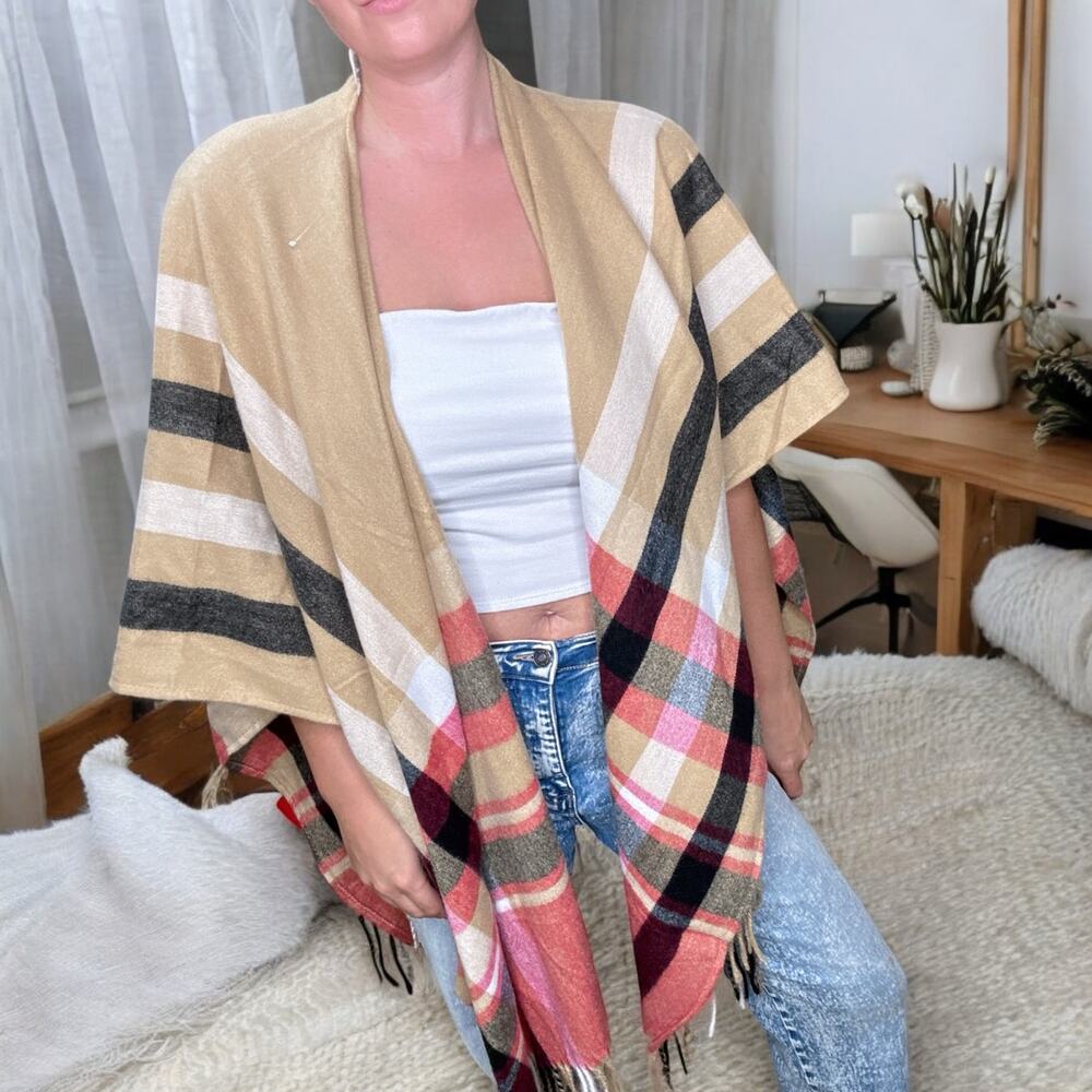 Woolrich Women's One Size Blanket Wrap Shawl Cape Poncho OS